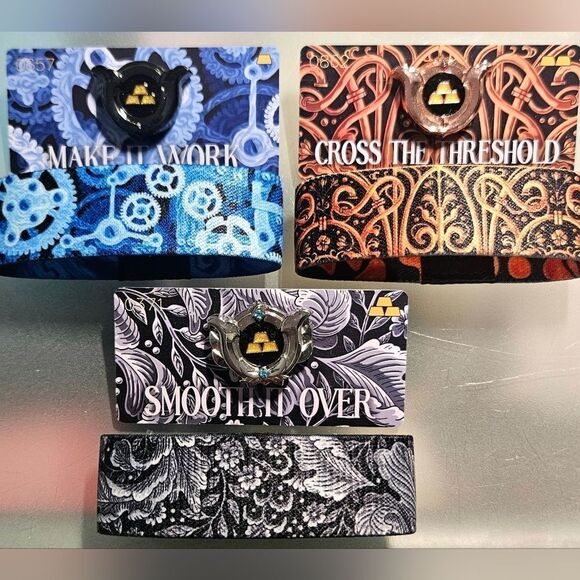 ZOX GOLD CARD REDEMPTION WRISTBAND & PIN RARE BUNDLE OF 3 NEW MEDIUMS - Picture 6 of 7
